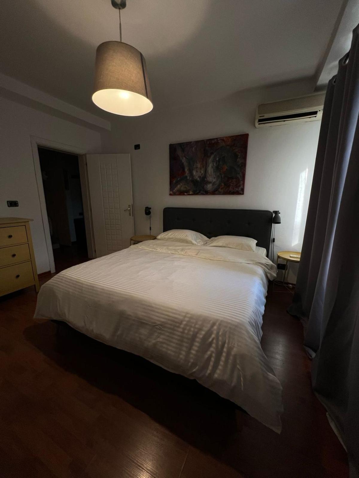 Hoja Apartments Tirana Esterno foto