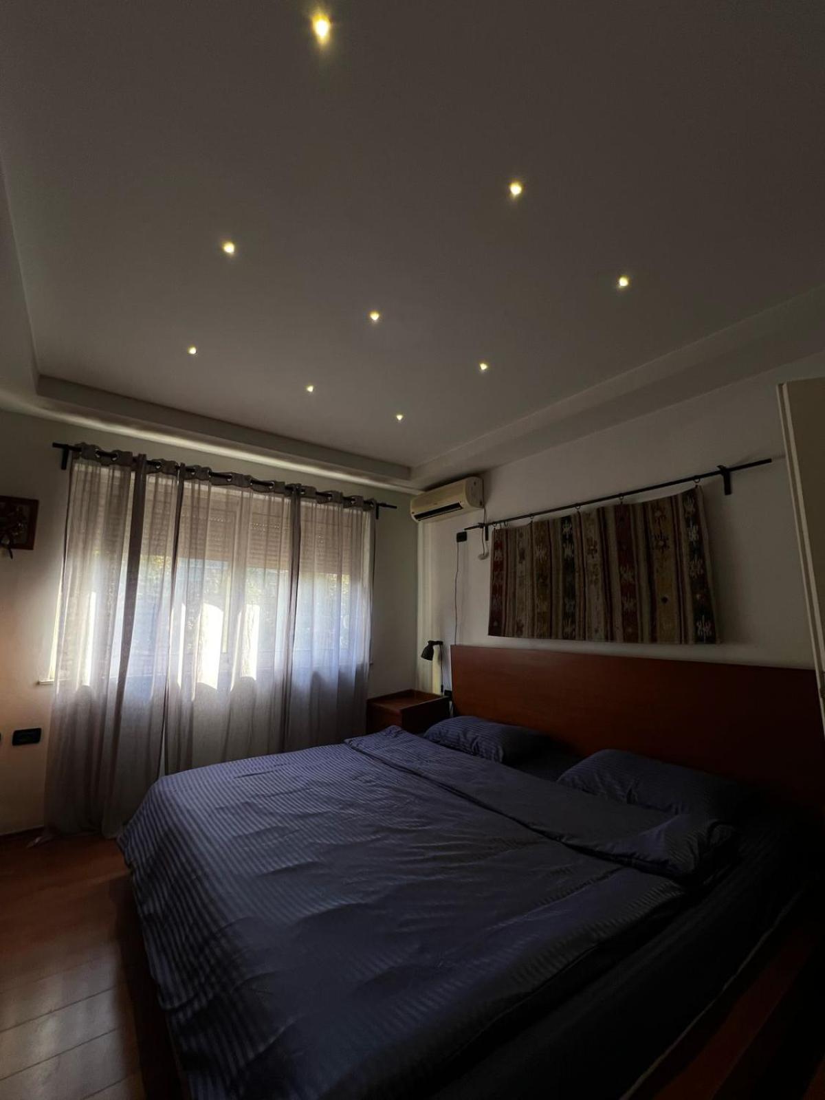 Hoja Apartments Tirana Esterno foto
